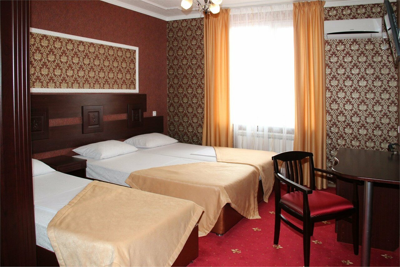 Гостиница Премьер Голубицкая