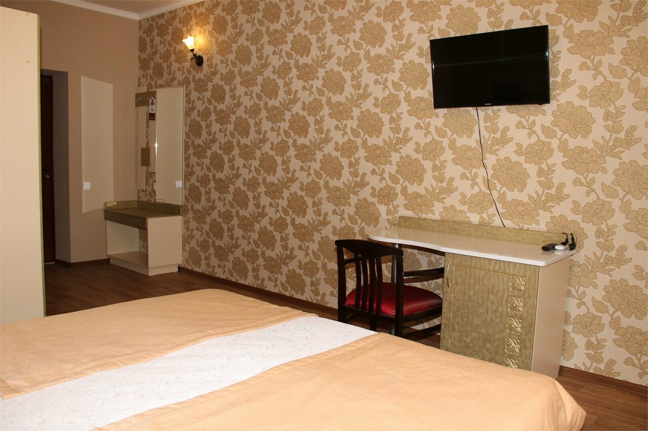 Гостиница Премьер Голубицкая