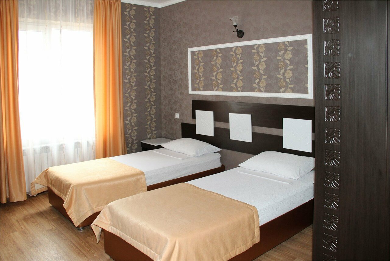 Гостиница Премьер Голубицкая