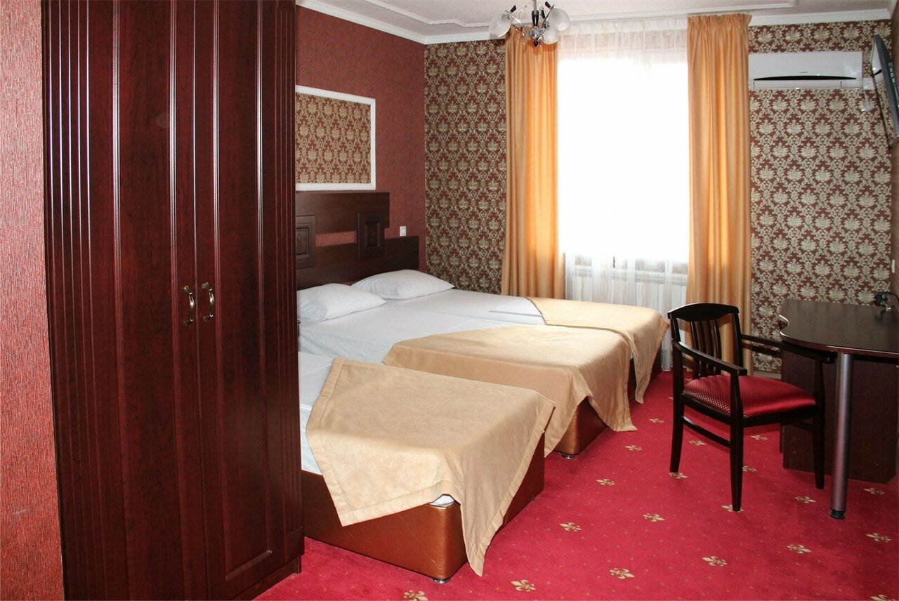 Гостиница Премьер Голубицкая