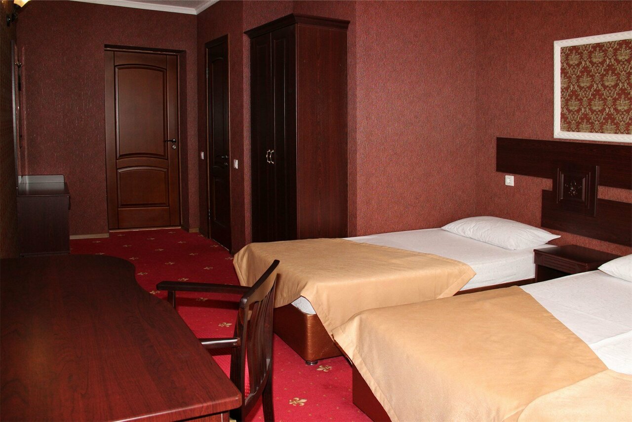 Гостиница Премьер Голубицкая-32