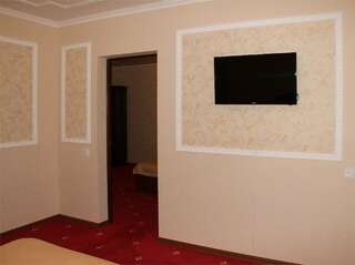 Гостиница Премьер Голубицкая Семейный двухкомнатный номер с балконом-4