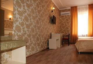 Гостиница Премьер Голубицкая Трехместный номер-7