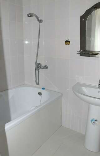 Гостиница Премьер Голубицкая Семейный двухкомнатный номер с балконом-7