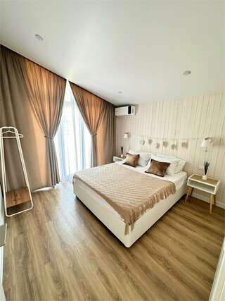 Гостиница Премьер Голубицкая Коттедж с 3 спальнями и подогреваемым бассейном на отдельном участке без соседей-2