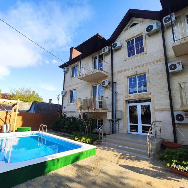 Гостиница Премьер Голубицкая-35