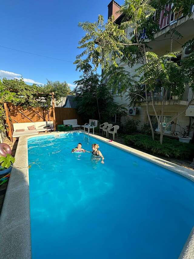 Гостиница Премьер Голубицкая-95